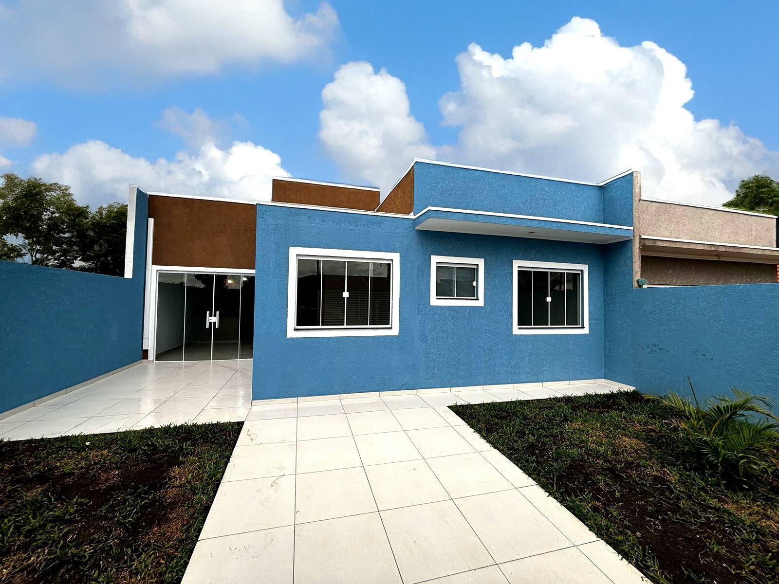 Casa, 3 quartos, 131 m² - Foto 1