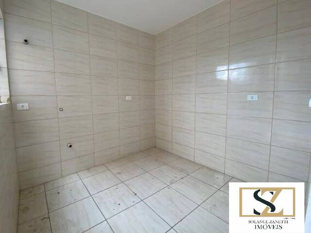 Sobrado para Venda em Curitiba - 5