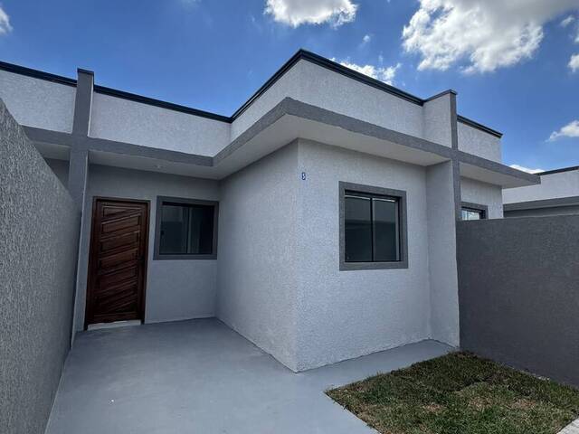 #C0015_25 - Casa para Venda em Curitiba - PR - 1