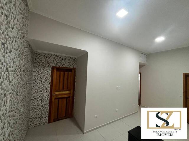 #C0018_25 - Casa para Venda em Fazenda Rio Grande - PR - 2