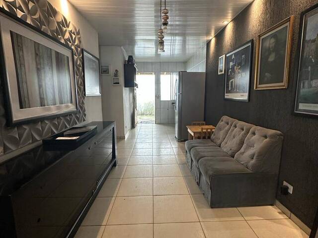 #C0030_25 - Casa para Venda em Fazenda Rio Grande - PR - 2