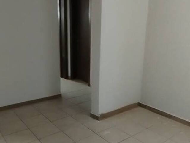 #A0098_25 - Apartamento para Venda em Curitiba - PR - 2