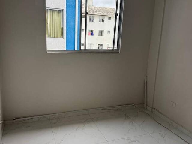 Apartamento para Venda em Curitiba - 4