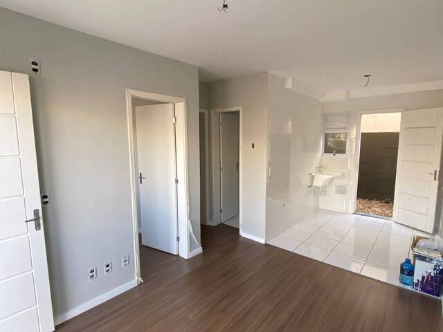 #A0023_26 - Apartamento para Venda em Araucária - PR - 2