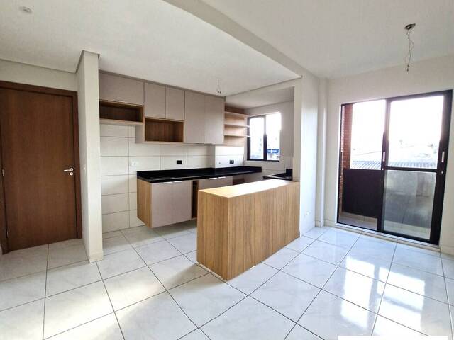 Apartamento para Venda em São José dos Pinhais - 2