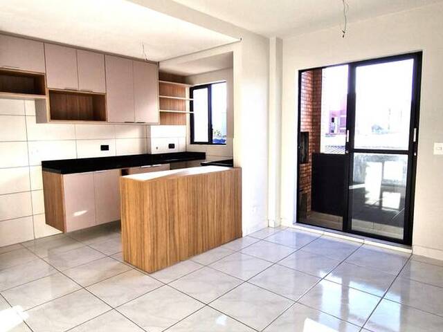Apartamento para Venda em São José dos Pinhais - 4
