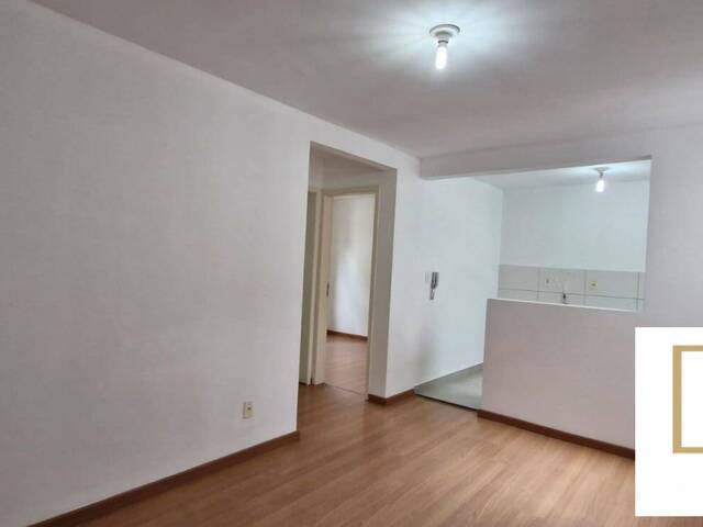 Apartamento para Venda em Curitiba - 2