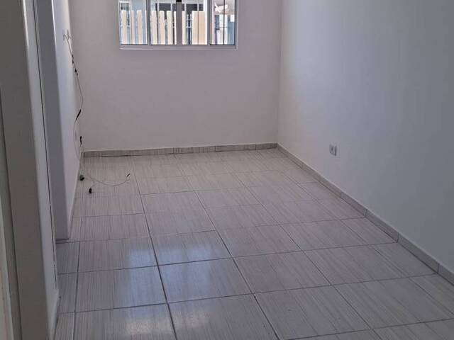 Casa para Venda em Curitiba - 2