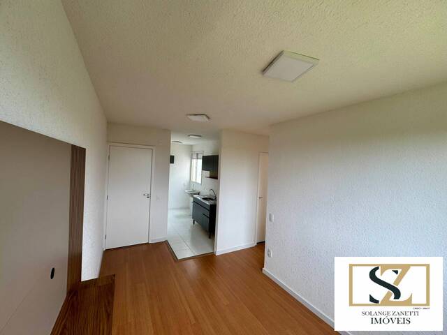 Apartamento para Venda em Curitiba - 2
