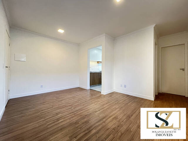 Apartamento para Venda em Curitiba - 2