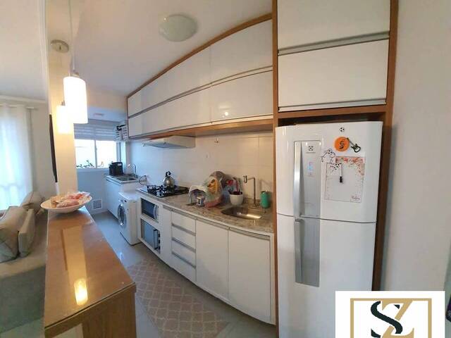 Apartamento para Venda em Pinhais - 4