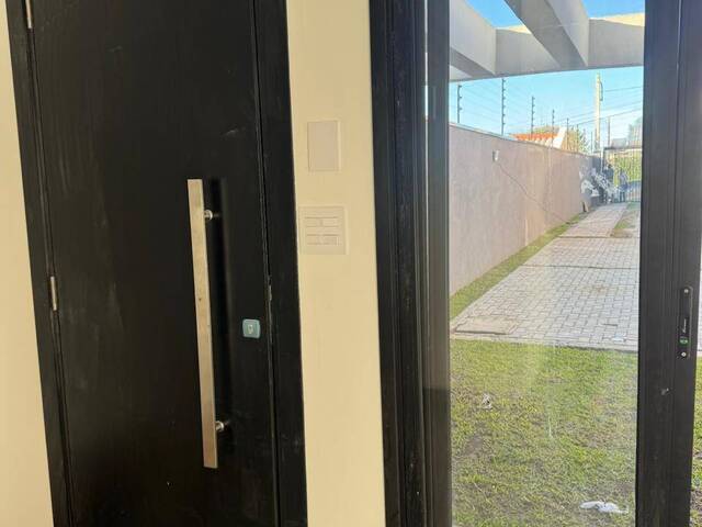 Sobrado para Venda em Curitiba - 5